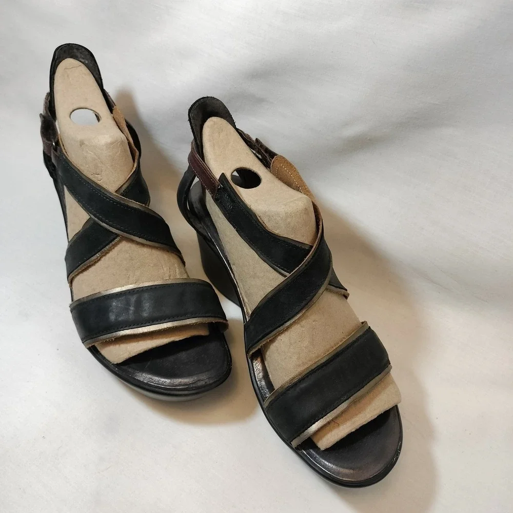 Naot Gesture Leather Strappy‎ Wedge Sandals